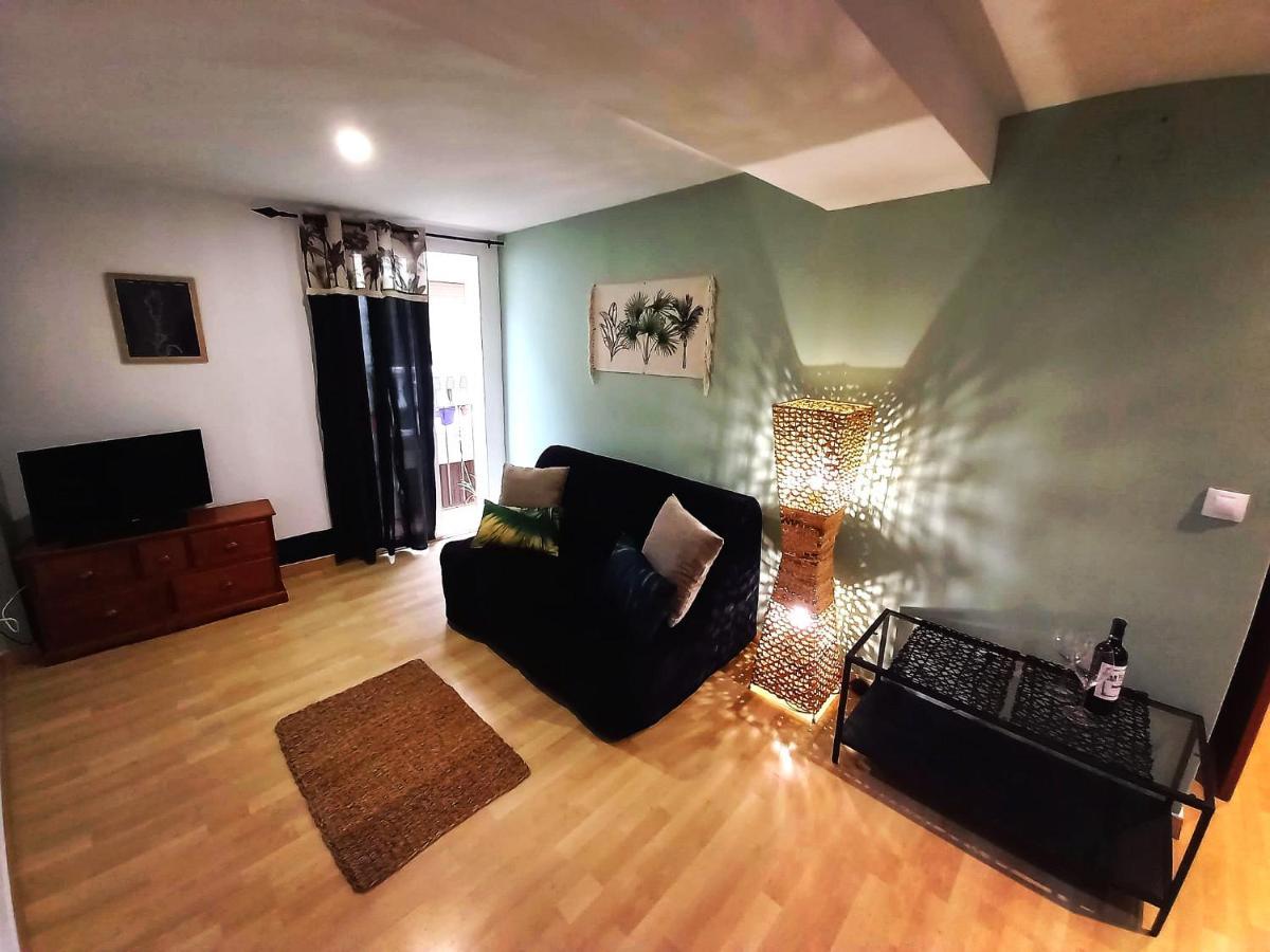 Cornukarma Apartamiento La Capella Cornudella de Montsant Exteriör bild